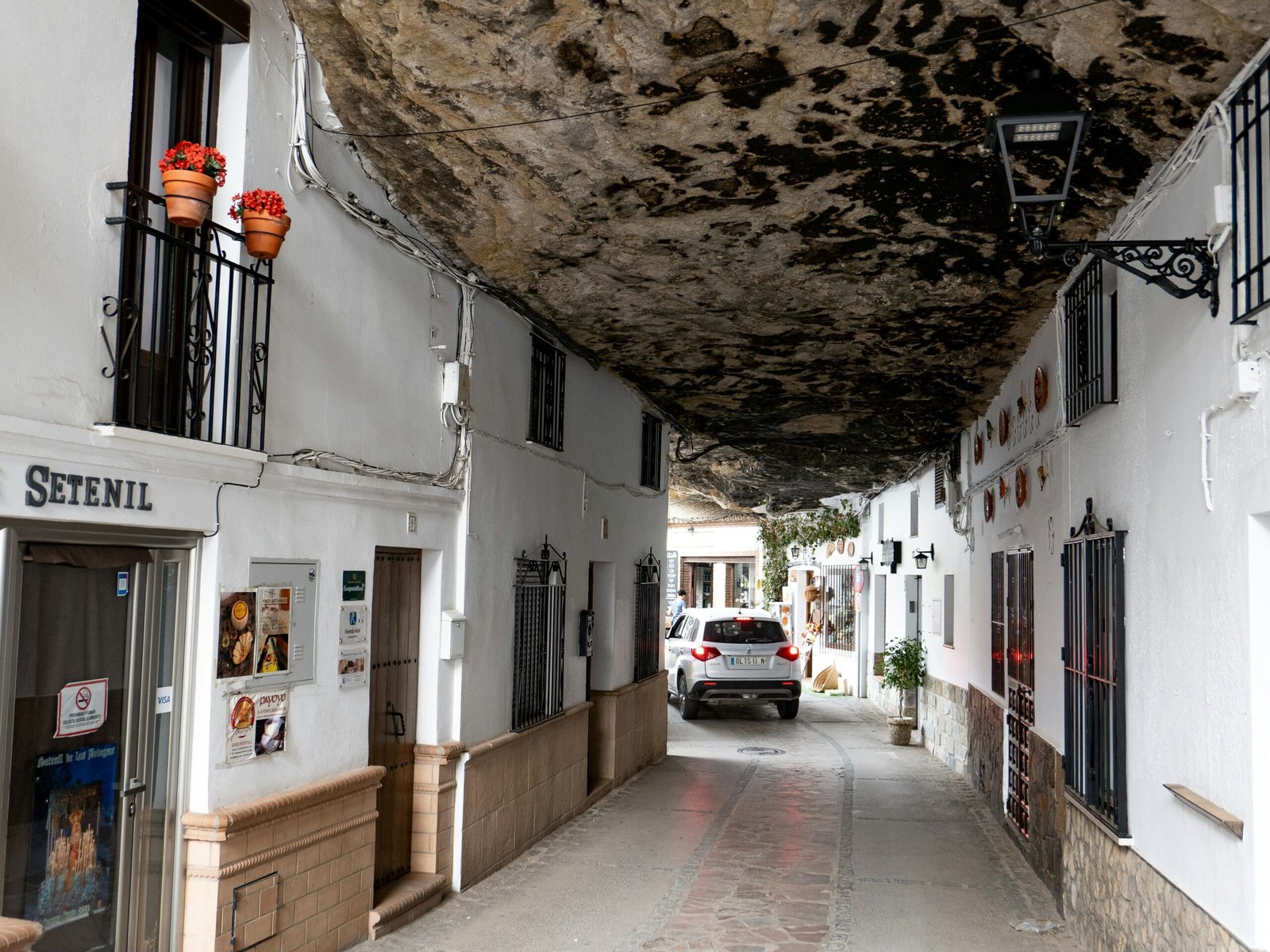 Setenil de las Bodegas